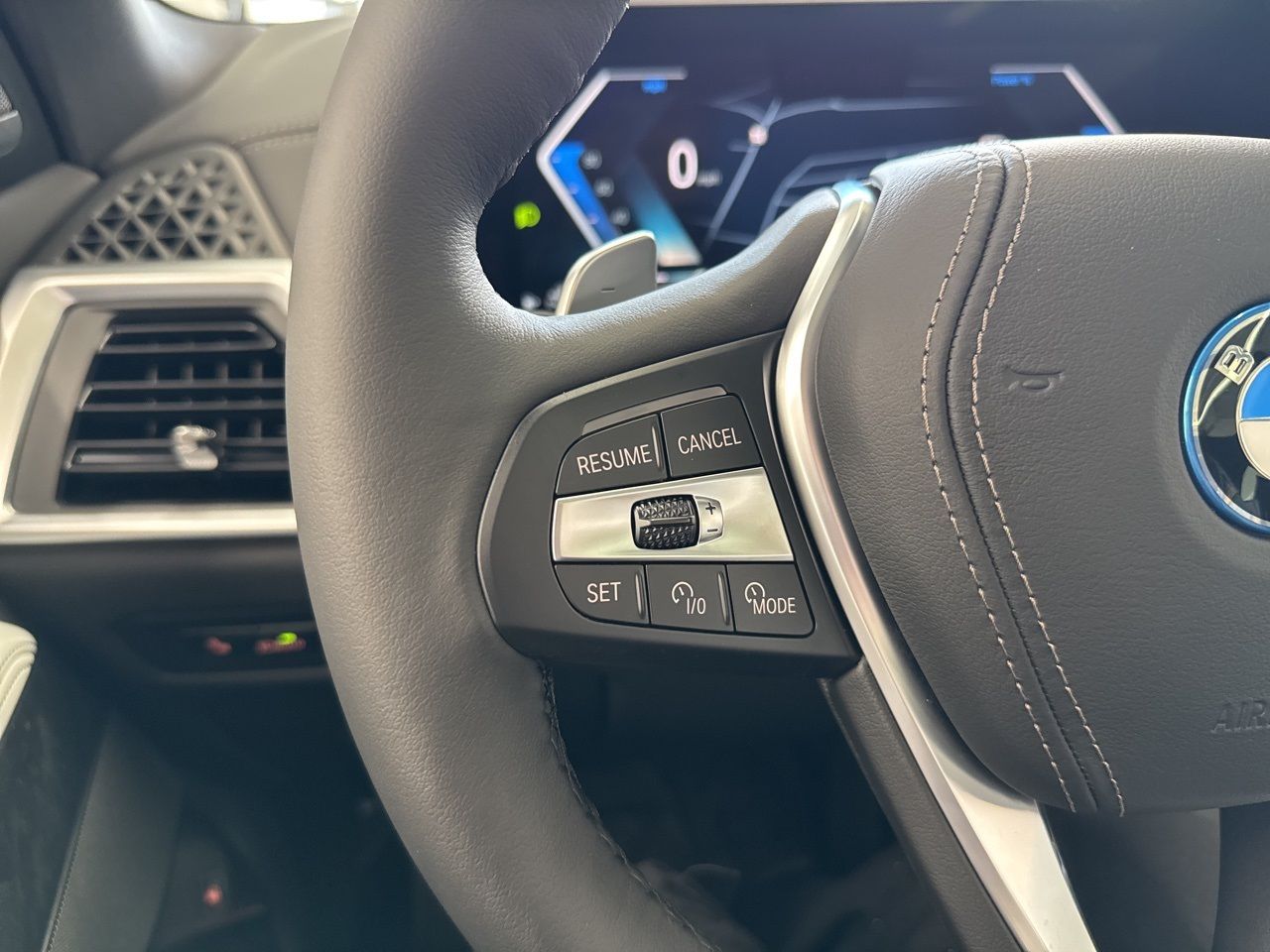 2026 BMW X5 50e - Photo 21