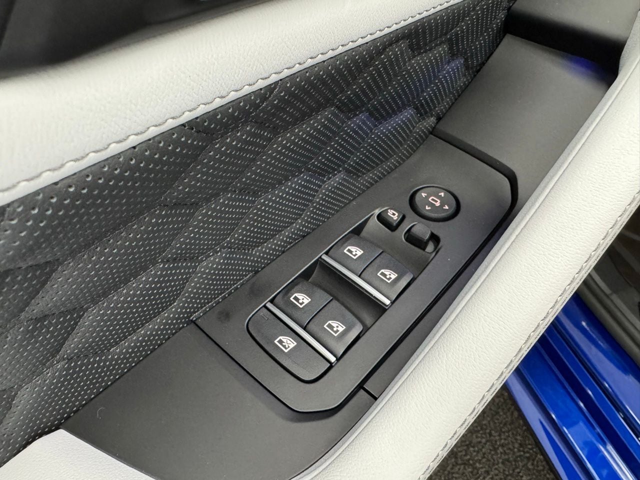 2026 BMW X6 M X6 M - Photo 44