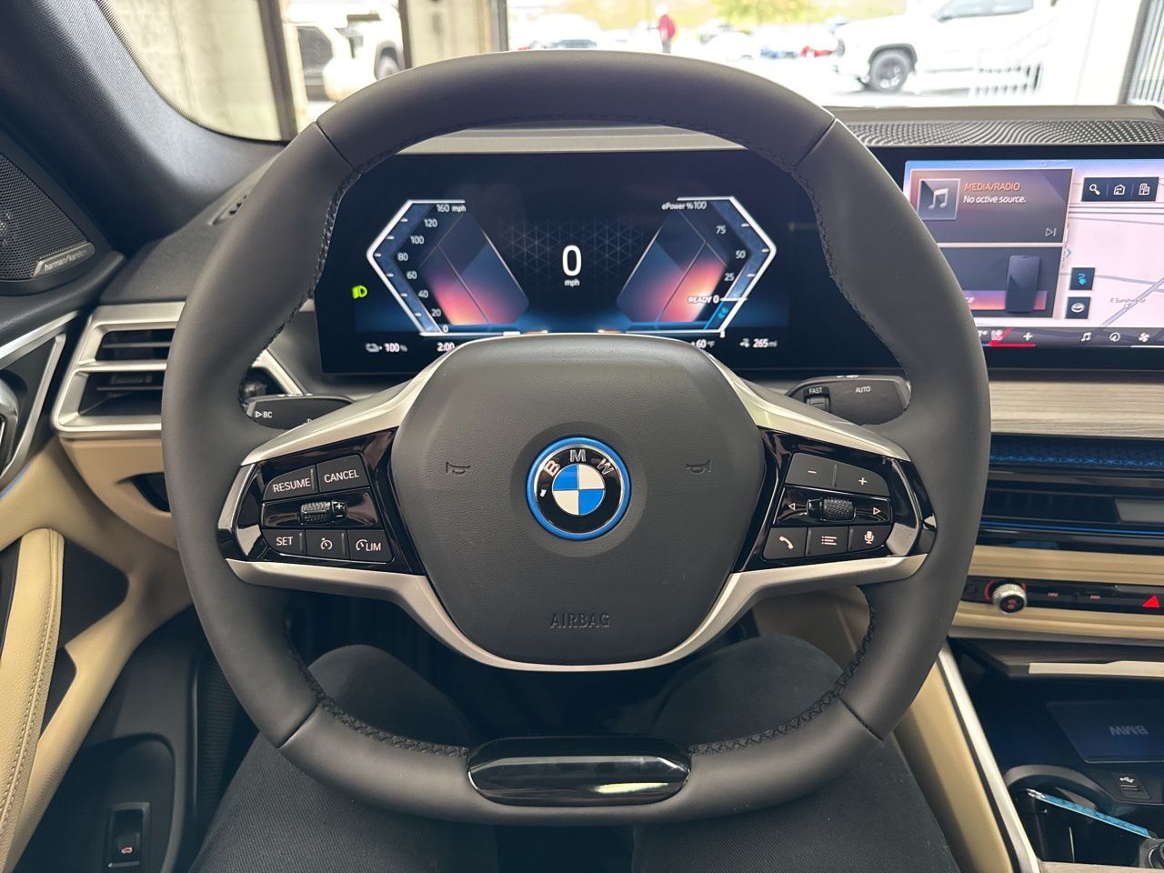 2025 BMW i4 40 - Photo 20