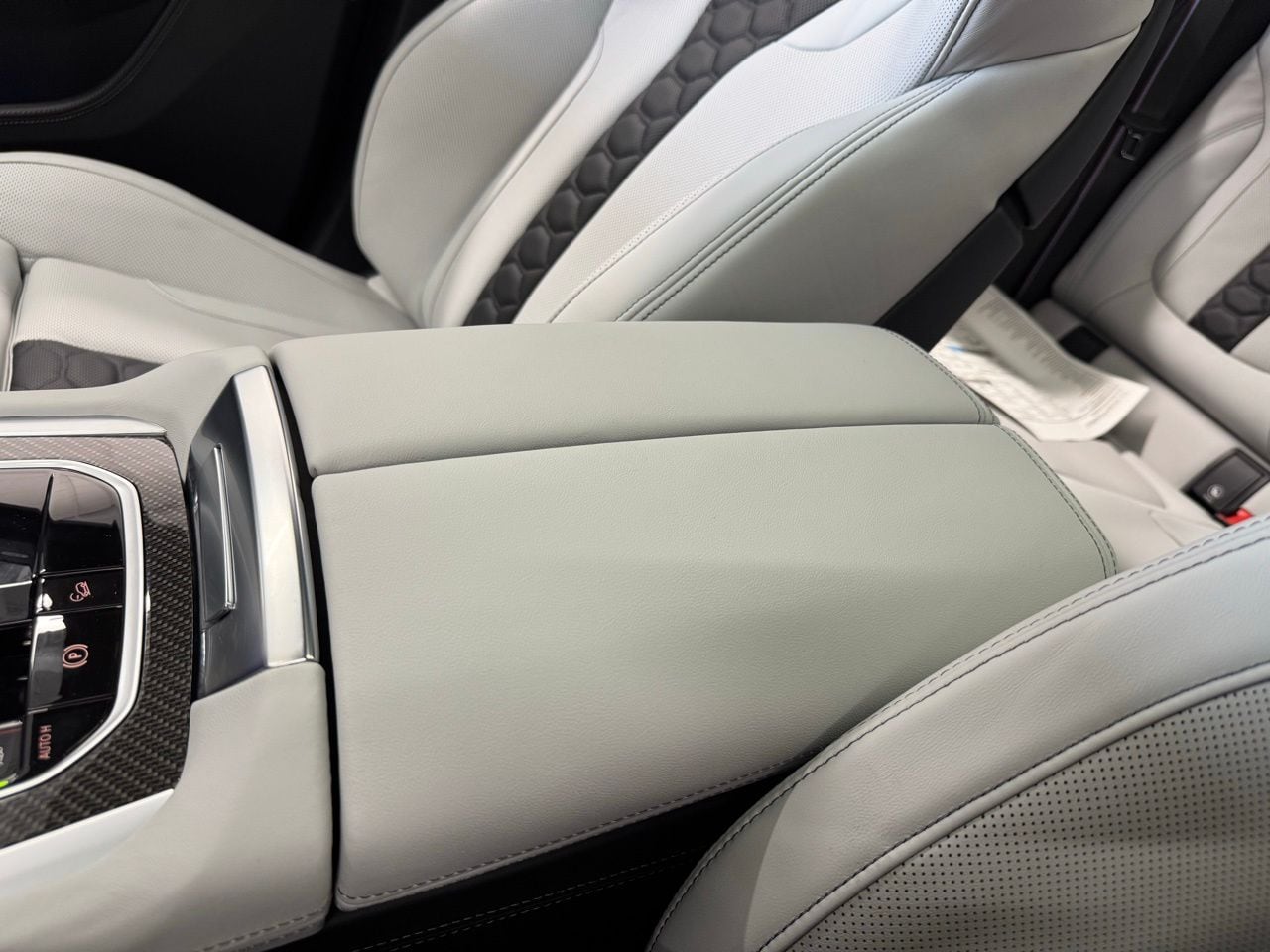 2026 BMW X6 M X6 M - Photo 37