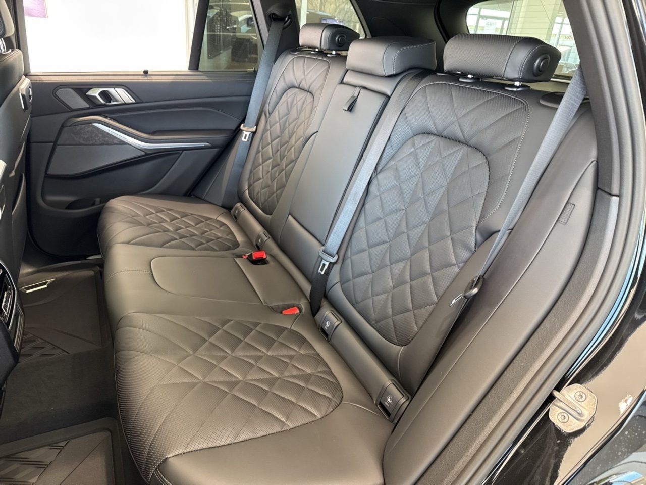 2026 BMW X5 50e - Photo 41