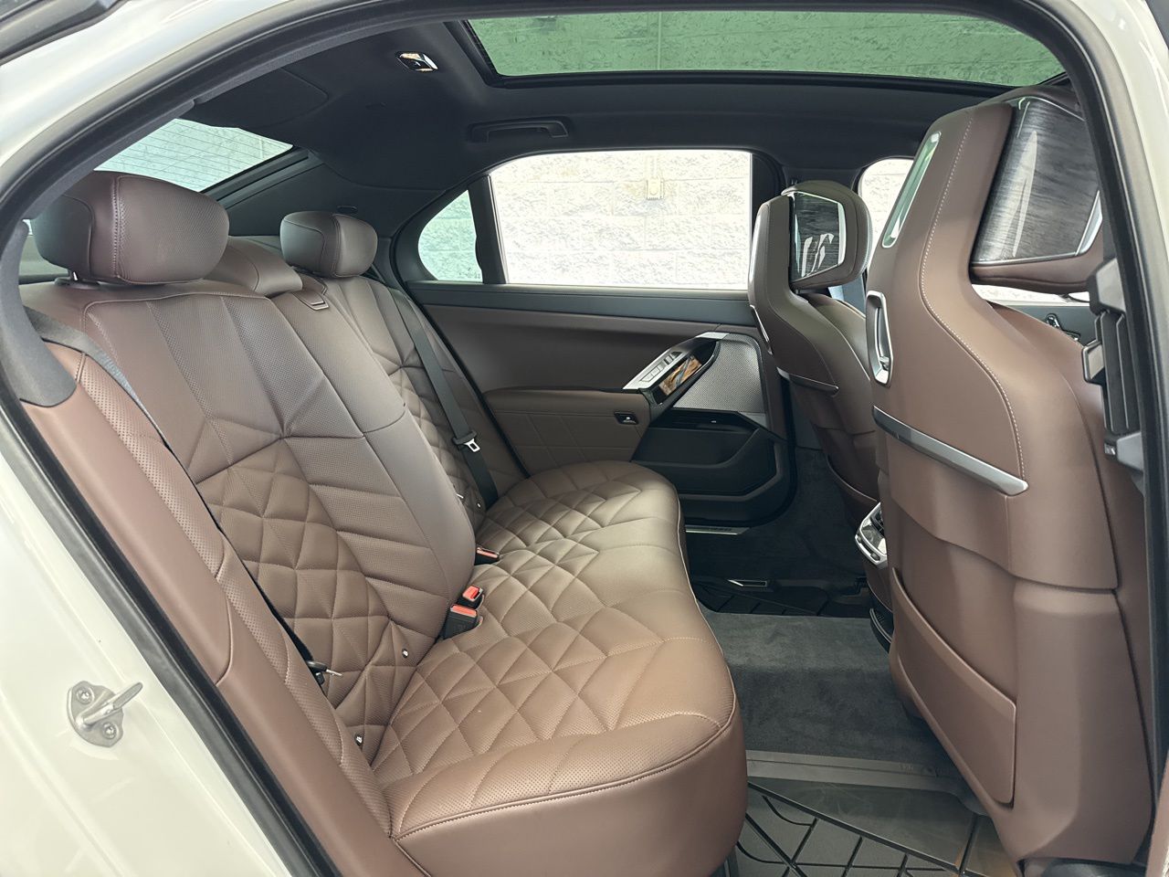 2026 BMW 7 Series 740i - Photo 49