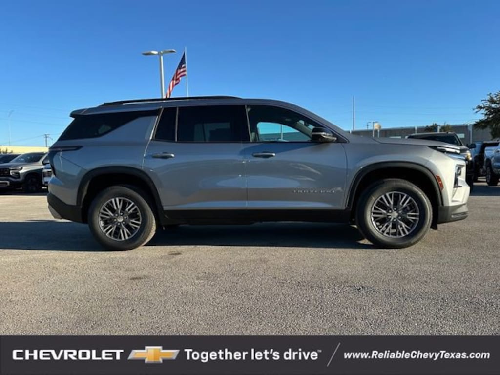 New 2026 Chevrolet Traverse LT SUV