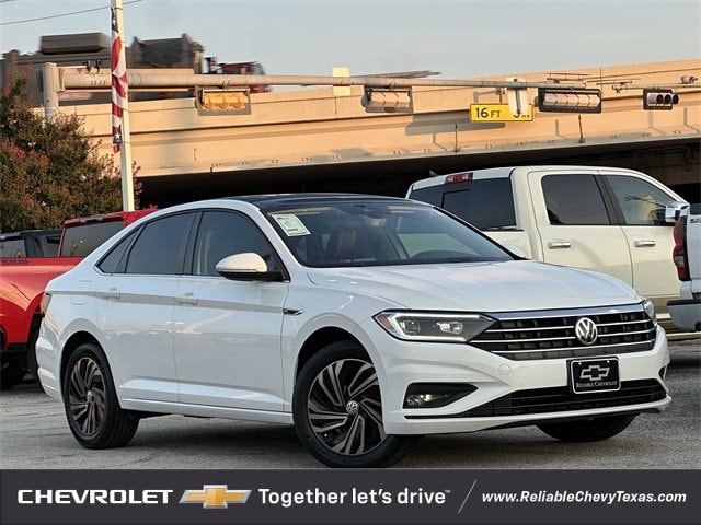 Used 2019 Volkswagen Jetta SEL Premium with VIN 3VWG57BU3KM064006 for sale in Richardson, TX