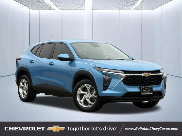 2025 Chevrolet Trax LS's photo