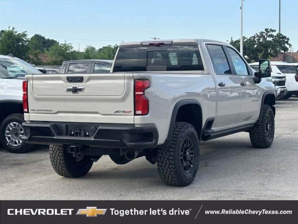 New 2026 Chevrolet Silverado 2500 HD ZR2 Truck Crew Cab