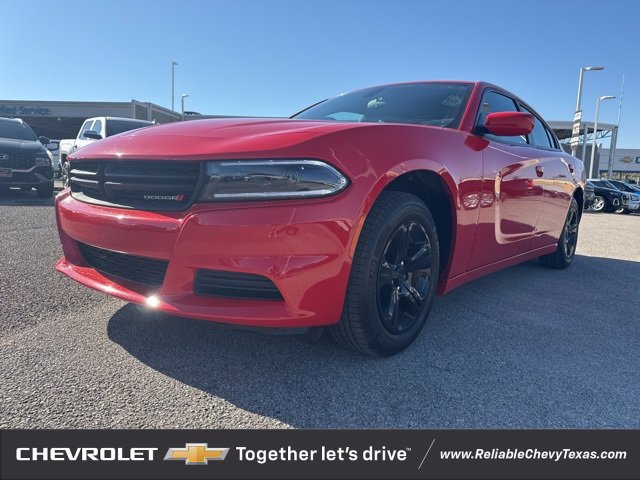 2023 Dodge Charger SXT photo 2