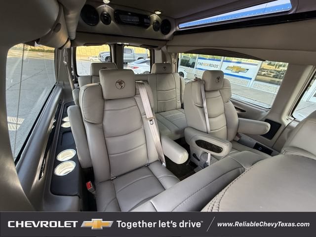 2026 Chevrolet Express Cargo Work Van - Photo 33