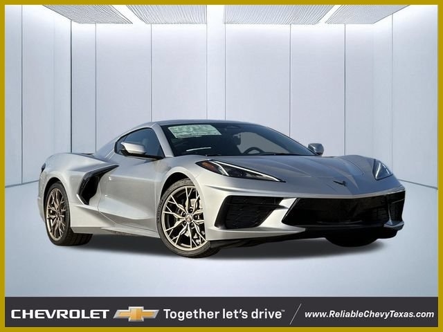 Blade Silver Metallic 2026 Chevrolet Corvette Coupe Rear-Wheel Drive Automatic