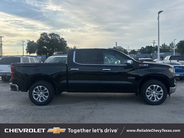 2026 Chevrolet Silverado 1500 LTZ - Photo 3