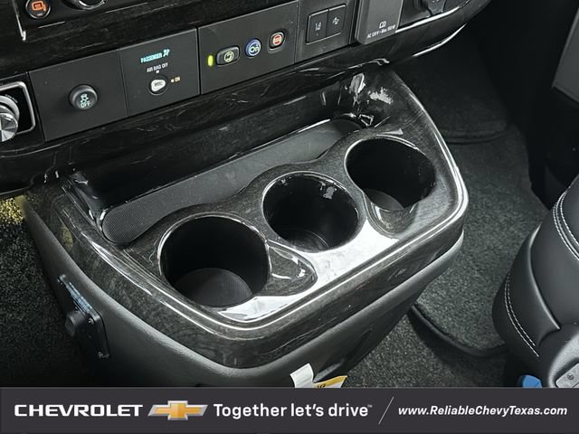 2025 Chevrolet Express Cargo Work Van - Photo 25