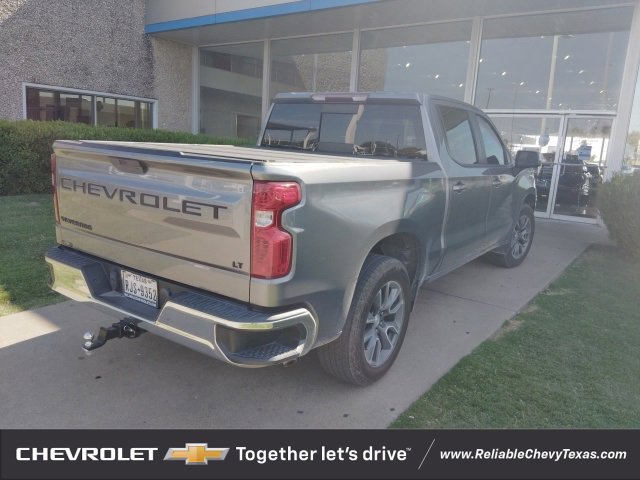 2020 Chevrolet Silverado 1500 LT photo 2
