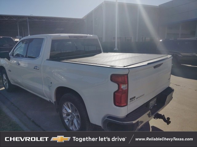 2021 Chevrolet Silverado 1500 LTZ photo 3