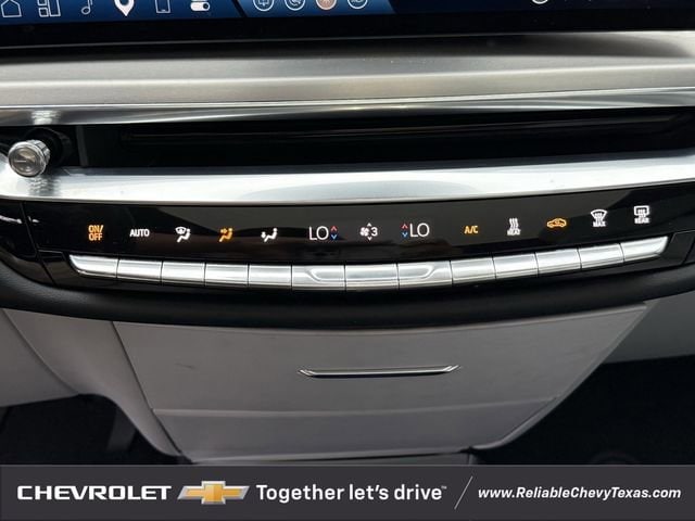 2024 Cadillac LYRIQ Luxury 1 - Photo 22