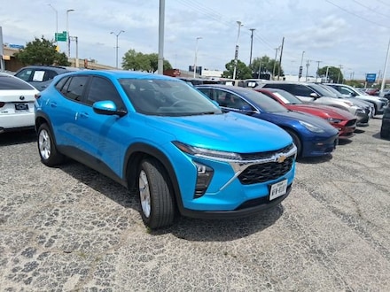 2025 Chevrolet Trax LS SUV