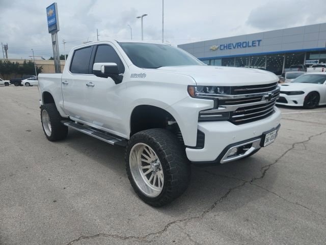 2019 Chevrolet Silverado 1500 High Country 4X4 Crew Cab Standard Box's photo