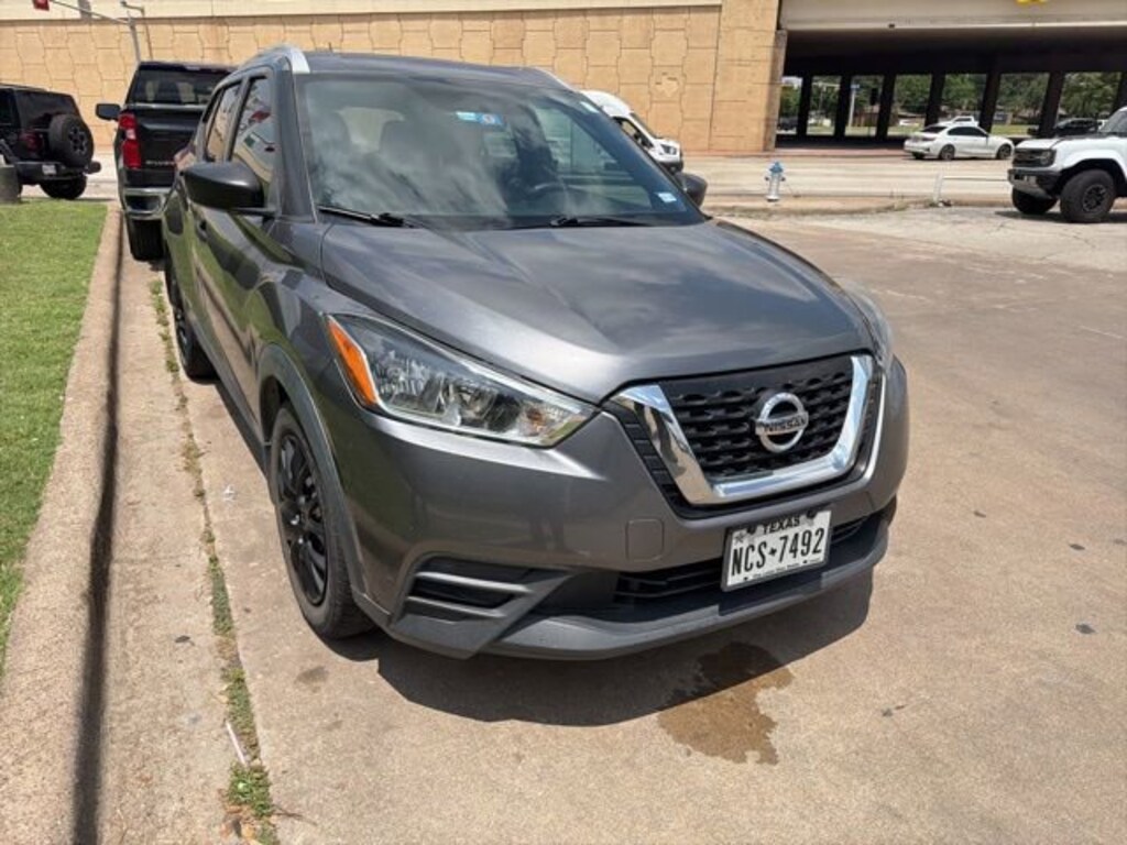 Used 2018 Nissan Kicks S SUV