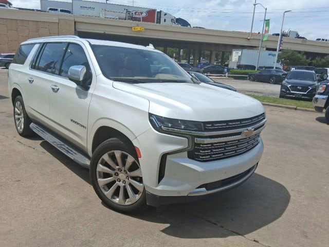 2021 Chevrolet Suburban 4WD 1500 Premier's photo