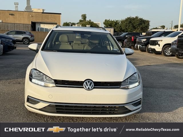 Used 2018 Volkswagen Golf SportWagen SE with VIN 3VWD17AU3JM757284 for sale in Richardson, TX