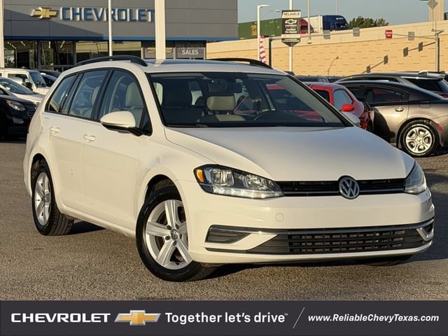 Used 2018 Volkswagen Golf SportWagen SE with VIN 3VWD17AU3JM757284 for sale in Richardson, TX