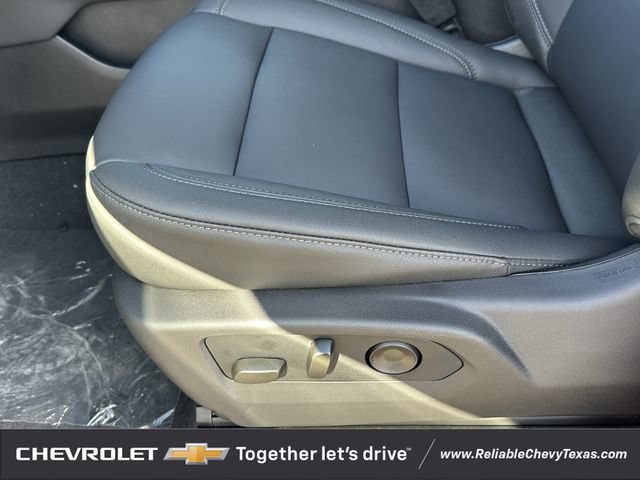 2026 Chevrolet Suburban LT - Photo 26