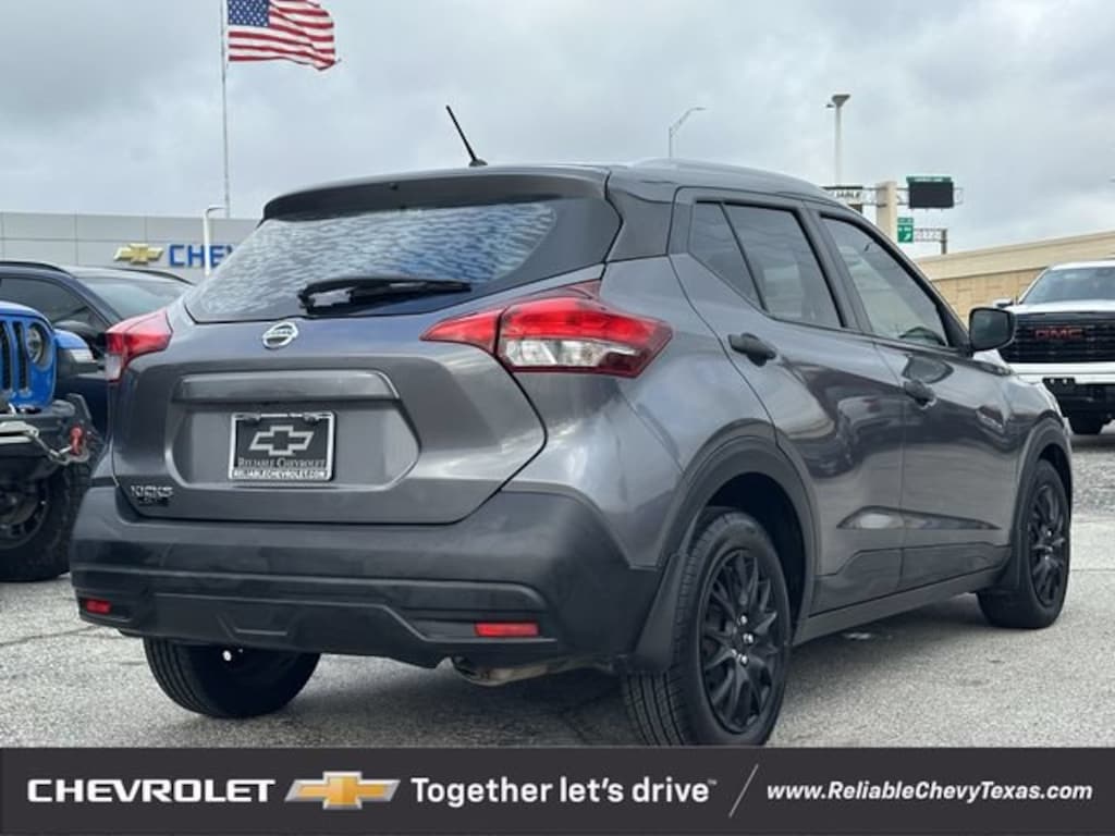 Used 2018 Nissan Kicks S SUV