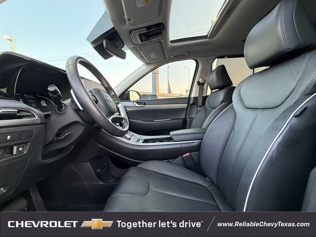 Used 2024 Black Hyundai XRT image 29
