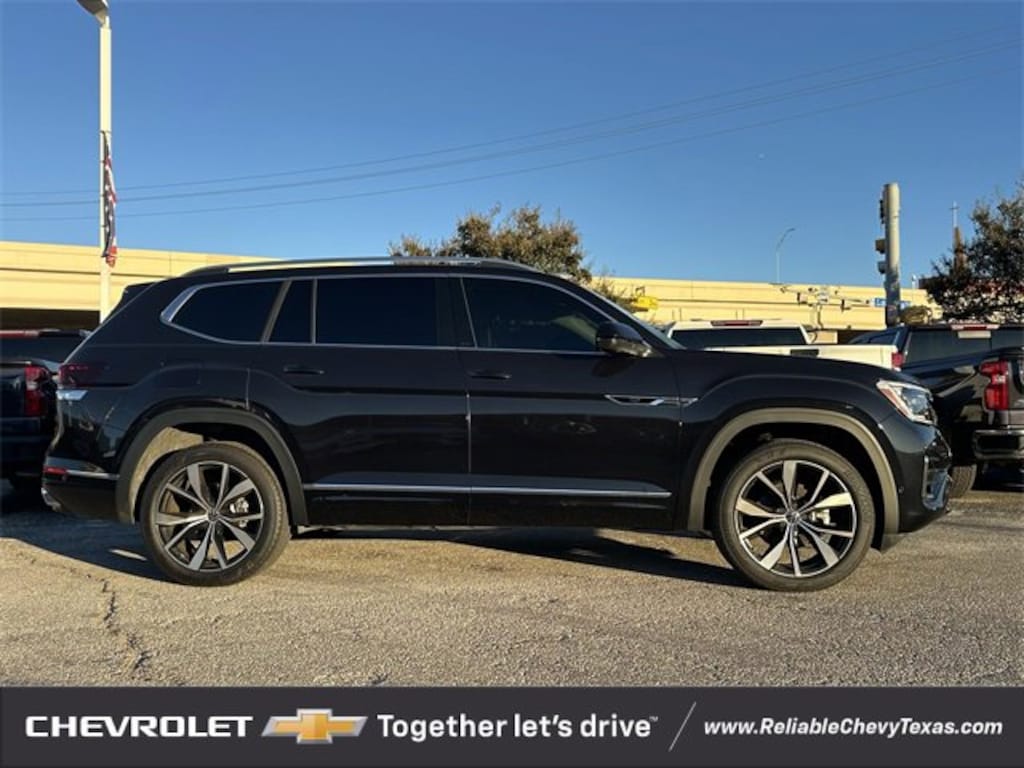 Used 2025 Volkswagen Atlas 2.0T SEL Premium R-Line SUV