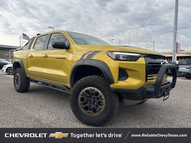 2023 Chevrolet Colorado ZR2's photo