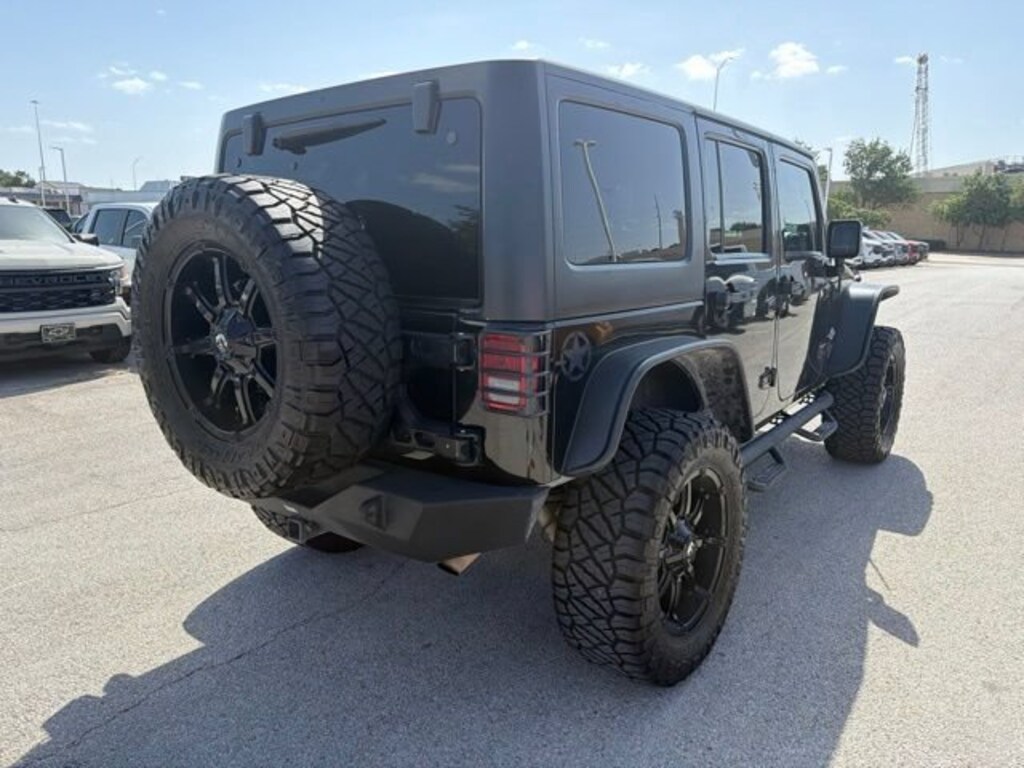 Used 2014 Jeep Wrangler Unlimited Freedom Edition SUV