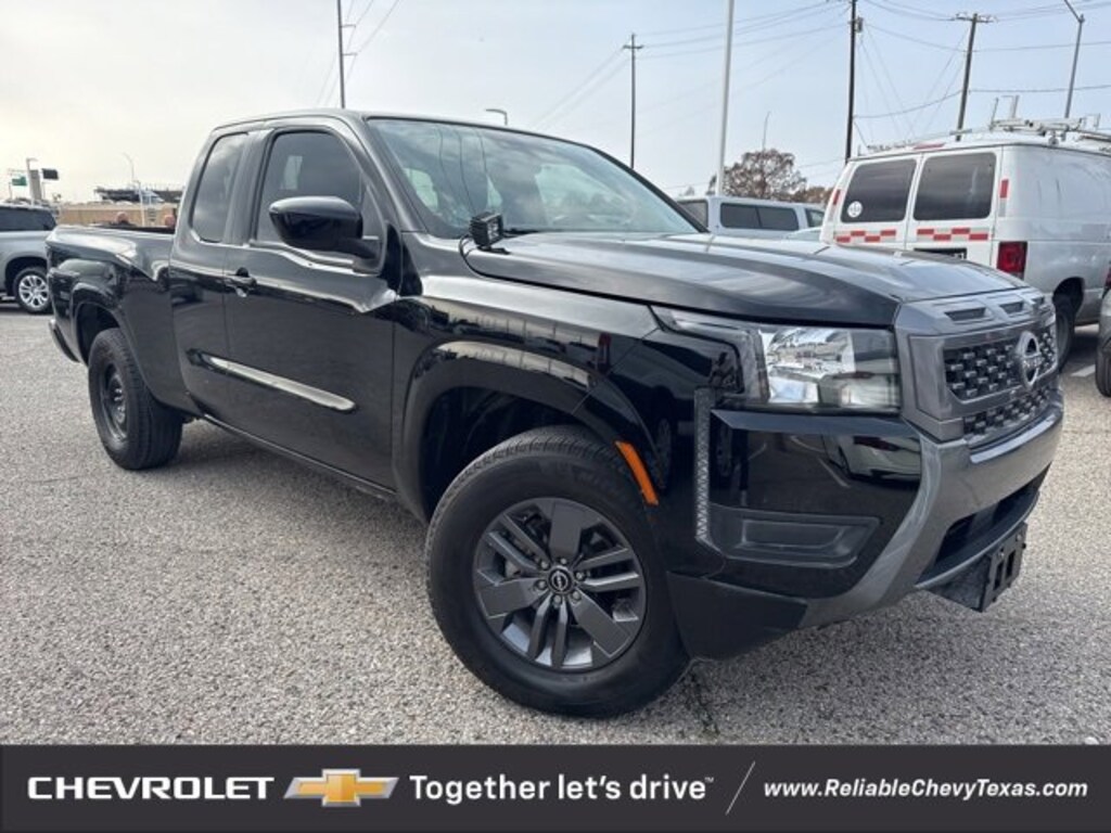 Used 2025 Nissan Frontier King Cab SV 4x2 Truck King Cab