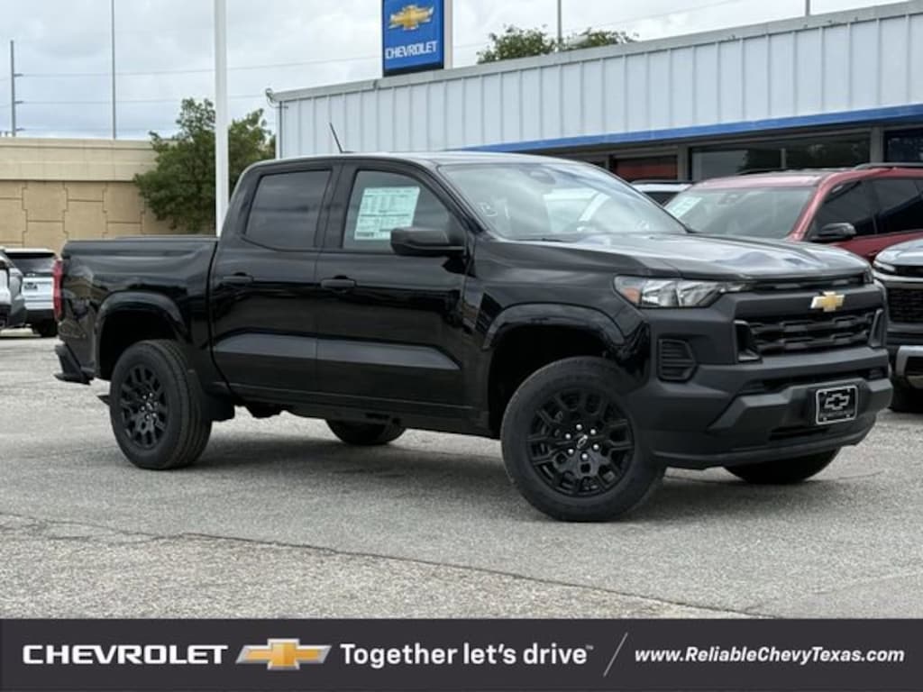 New 2026 Chevrolet Colorado WT Truck Crew Cab
