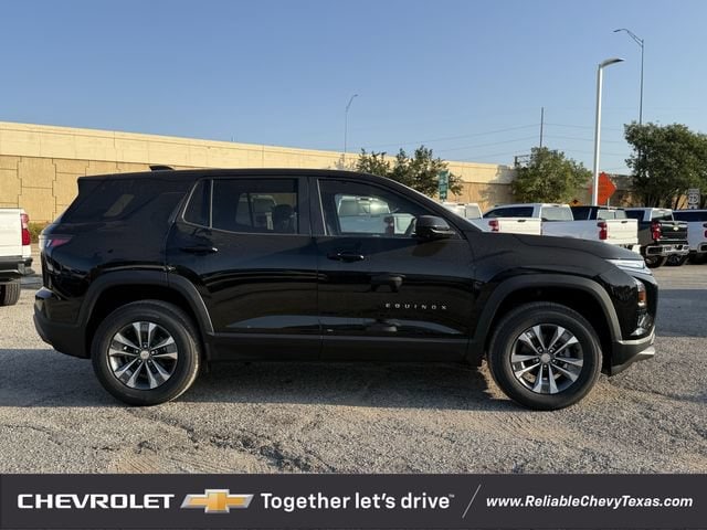 2027 Chevrolet Equinox LT - Photo 5