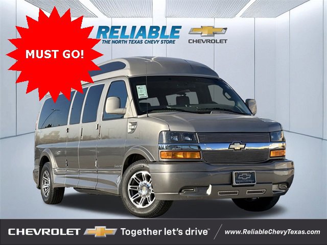 2023 Chevrolet Express Cargo Work Van's photo