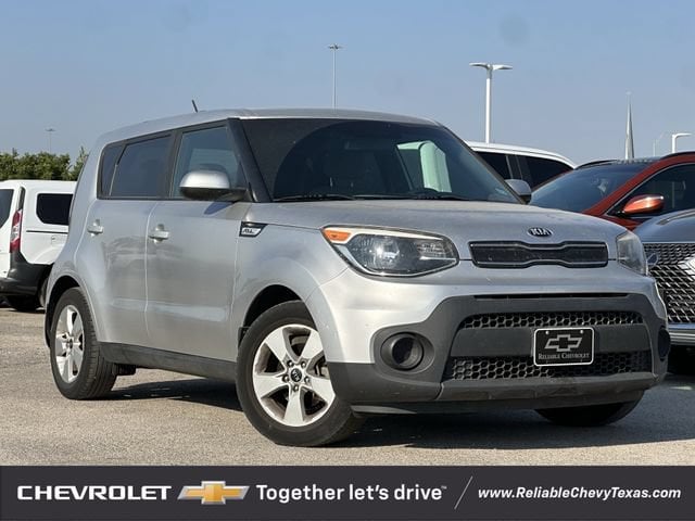 Used 2018 Kia Soul Base with VIN KNDJN2A28J7595240 for sale in Richardson, TX