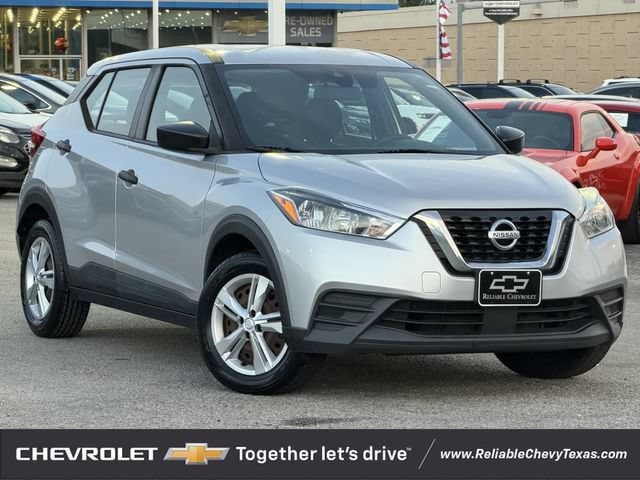 Used 2020 Nissan Kicks S with VIN 3N1CP5BV8LL543444 for sale in Richardson, TX