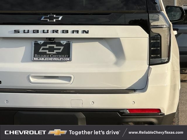 2026 Chevrolet Suburban Z71 - Photo 6