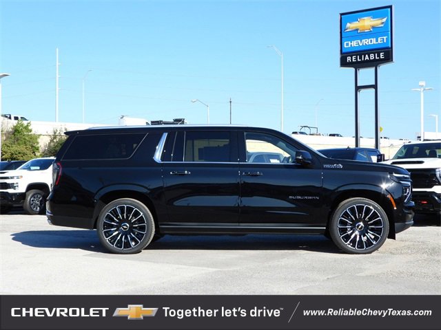 2026 Chevrolet Suburban High Country photo 2