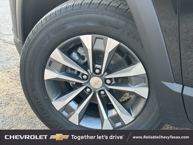 2027 Chevrolet Equinox LT - Photo 10