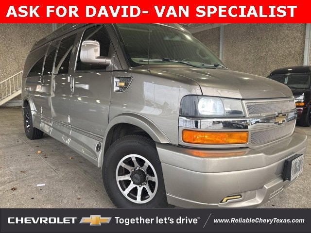 2018 Chevrolet Express Cargo Work Van's photo