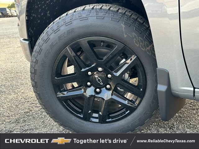 2026 Chevrolet Silverado 1500 Custom - Photo 10