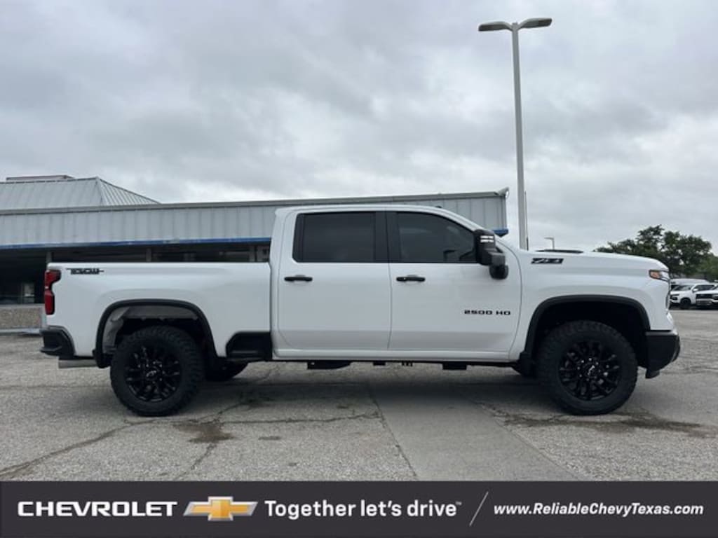 New 2026 Chevrolet Silverado 2500 HD LT Truck Crew Cab