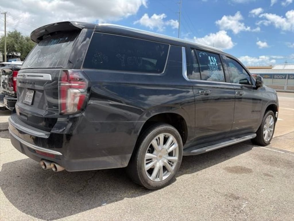Used 2023 Chevrolet Suburban High Country SUV