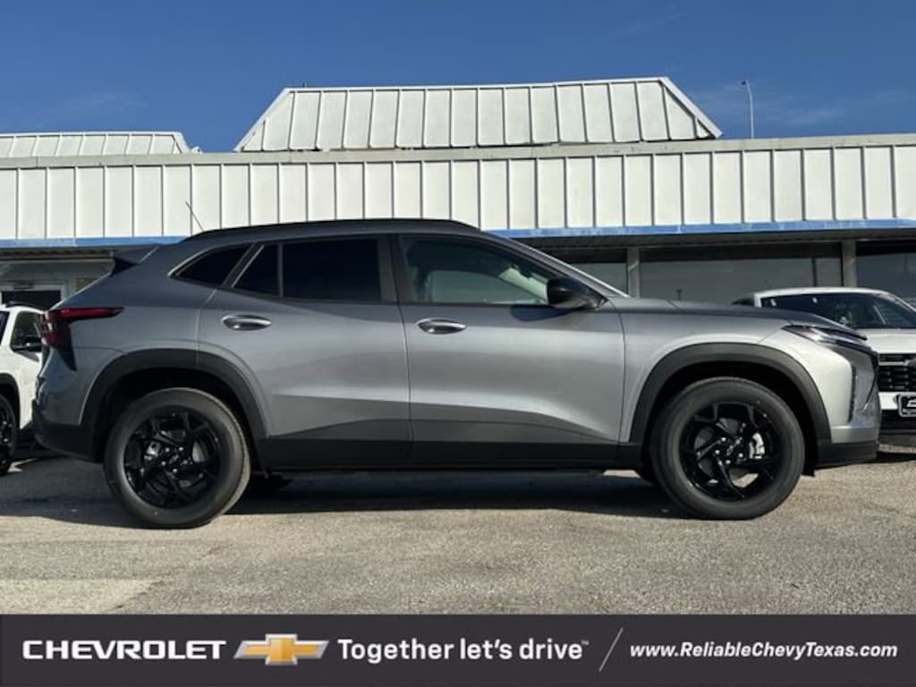 New 2026 Chevrolet Trax LT SUV