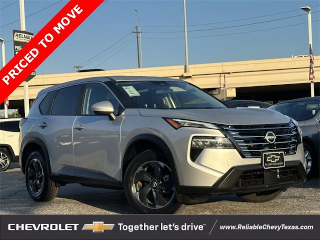 Used 2024 Nissan Rogue SV SUV