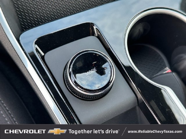 2027 Chevrolet Equinox LT - Photo 21