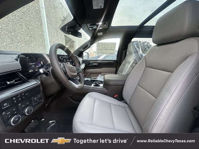 2026 Chevrolet Suburban Z71 - Photo 22
