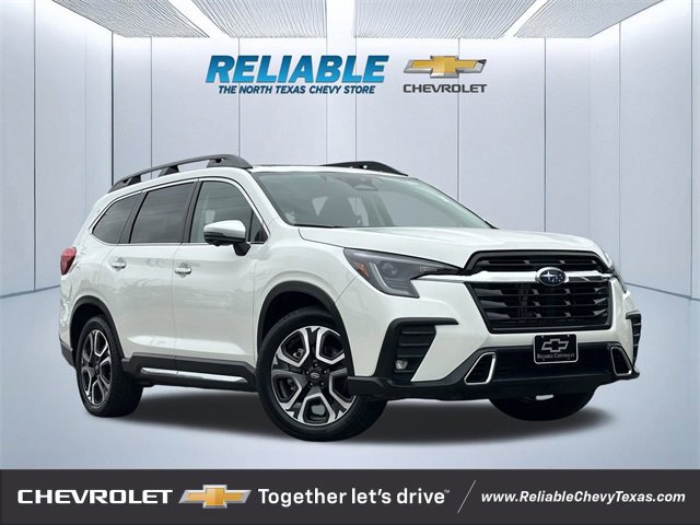 2023 Subaru Ascent Touring's photo