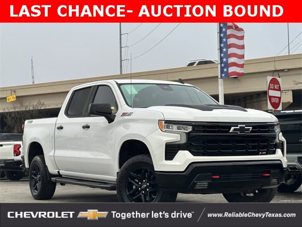 Used 2023 Chevrolet Silverado 1500 LT Trail Boss Truck Crew Cab