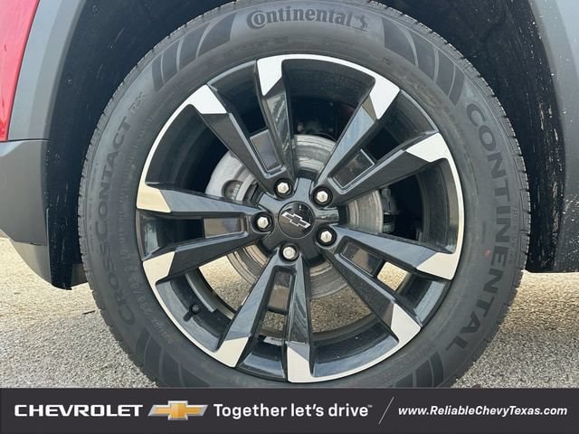 2027 Chevrolet Equinox RS - Photo 10